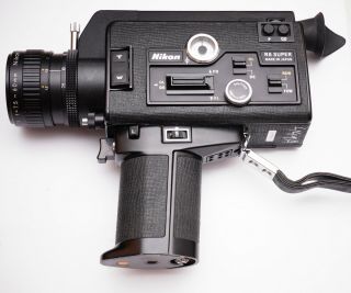Nikon R8 - 8 Camera -