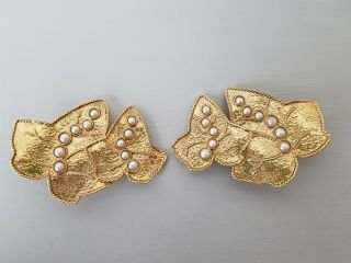 Butler & Wilson Vintage Large Gold & Pearl Clip On Earrings