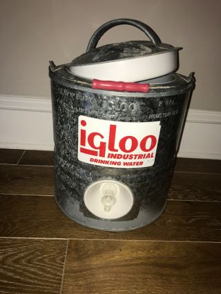Igloo Water Cooler 2 Gal.  Galvanized Vintage