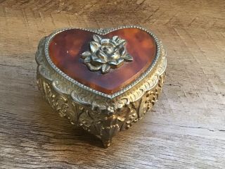 Vtg Sankyo Heart Shaped Footed Music Box Plays Edelweiss From The Sound Of Music