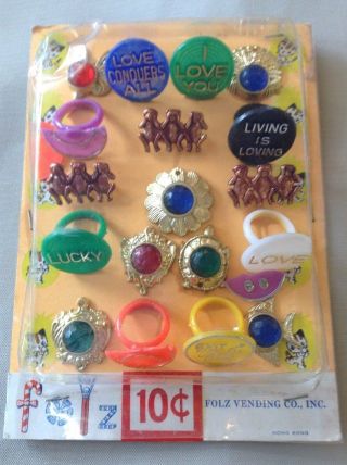 Vtg Folz Vending Love Themed Ring Lucky Rings Monkey Pins Rooster Peacock Charms