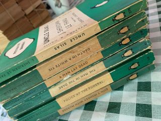 6 Green Vintage Penguine Books - Mystery And Crime 2