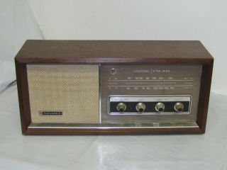 Vintage Panasonic Model Re - 756 Am/fm 10 Transister Solid State Radio
