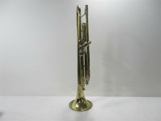 Bach TR300 Vintage Student Trumpet sn B85261 w/ Bach 7C Mouthpiece & Case 4
