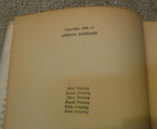 Amelia Earhart ' s book The Fun of It; signed by Amelia Earhart 5