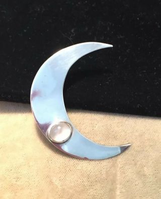 Vintage Jewellery Arts & Crafts Sterling Silver & Moonstone Crescent Moon Brooch 3