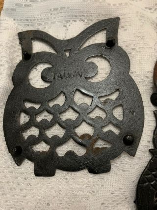 Vintage Cast Iron Owl Trivets Hot Plates Footed Black Wall Hanging Set of 3 3