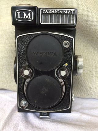 Yashica - Mat LM Copal - MXV 120mm Film TLR Camera W/ Yashinon 80mm F1:3.  5 Lens 7