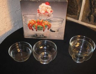 Shrimp Cocktail/ Fruit 4 Serving Bowls Ice Liners Vintage Orig Box
