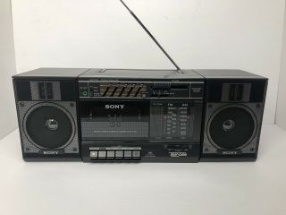 Vintage Sony Cfs - 3300 Boombox Ghettoblaster Japan Am Fm Radio Cassette 1986