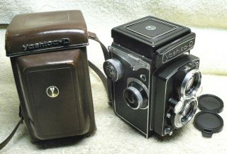 Exc.  Yashica D Tlr Twin Lens Reflex Camera W/ Case.  120 6x6 Cm Film.  Medium Format