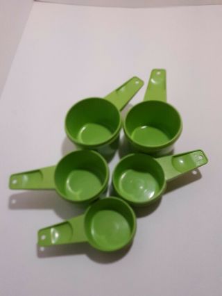 Vintage Tupperware Measuring Cup Set