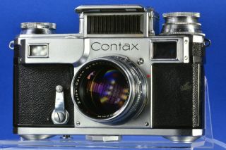 CONTAX III (3) 35mm Rangefinder Camera,  50mm f/1.  5 Zeiss T SONNAR Lens,  Spool NR 2