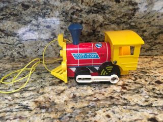 Vintage 1964 Fisher Price Toot Toot Train 643 Pull Toy Made In Usa
