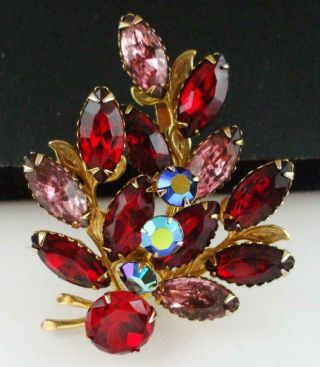 Lovely Vintage Red & Pink Marquis Rhinestone Flower Pin Brooch Prong Set Stones