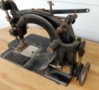 Vintage Union Special Machine Style 18002 Industrial Machine 2