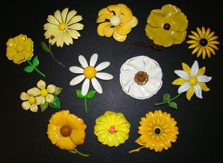 12 Vintage 1960s Mid Century Retro Mod Enamel Flower Pins Yellows And White