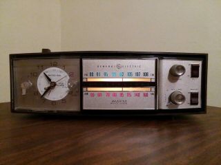 Vintage General Electric Alarm Clock Radio C595e - Retro Wood Atomic Mid Century