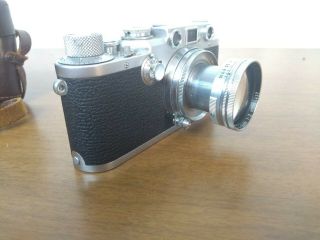 Leica D.  R.  P.  Ernst Leitz Wetzlar No.  605881 camera w/ f=5cm 1:2 No.  764437 lens 4