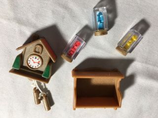 Calico critters/sylvanian families Vintage Spice Rack And Cuckoo Clock 2