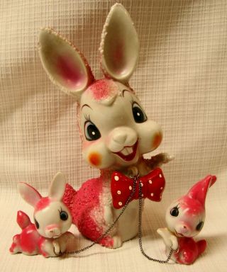 Vintage Pink Rabbit Figurine W/ 2 Baby Bunnies - Japan Animal Collectible