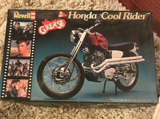 Vintage Revell Honda Cool Rider Motorcycle Model Kit Scale 1:8 Grease 2 1982