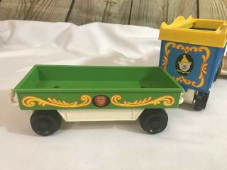 Vintage 70’s Fisher Price Little People Circus Train 991 4 Cars 3