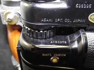 Asahi Pentax 6x7 67 Medium Format Camera TTL Mirror Up 105mm 2.  4 Lens - Near 10