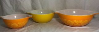 Vintage Set Of 3 Cinderella Orange Yellow Daisy Mixing Bowls (442,  443,  444)