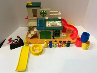 Vintage 1976 Fisher Price Sesame Street Clubhouse 937 With Figures