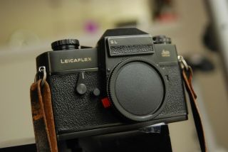 Leicaflex SL Camera body only with strap and body cap 2
