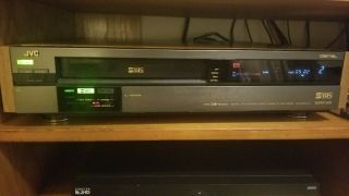 Jvc Vhs Hr - S8000u Video Cassette Recorder - Remote.  Wood Grain Functions Ex