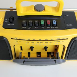 Sony Sports Boombox CFS - 920 - water resistant am/fm cassette radio - yellow VTG 3