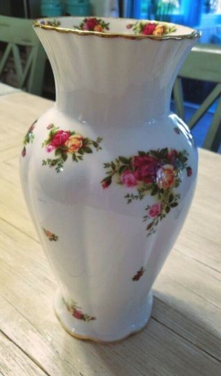 Royal Albert Old Country Roses Porcelain China 1962 12 " Vase Vintage Rare