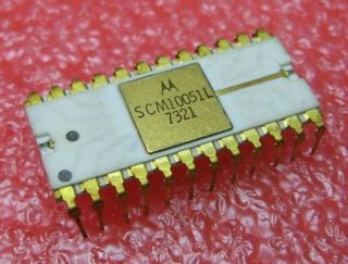 Scm10051l Motorola Logic Ic White Ceramic Gold - Vintage Pull Qty 1