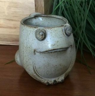 Vintage Uctci Japan Art Pottery Spotted Frog Toad Coffee Cup 1960s Rare