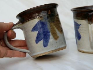 Set 2 Handmade Pottery Mugs Cups Rustic Blue Flower Brown Stoneware 1980s VTG 3
