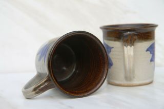 Set 2 Handmade Pottery Mugs Cups Rustic Blue Flower Brown Stoneware 1980s VTG 5