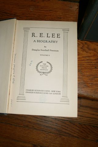 R.  E.  LEE A BIOGRAPHY BY DOUGLAS SOUTHALL FREEMAN PULITZER EDITION 1936 VOL 1 & 3 4