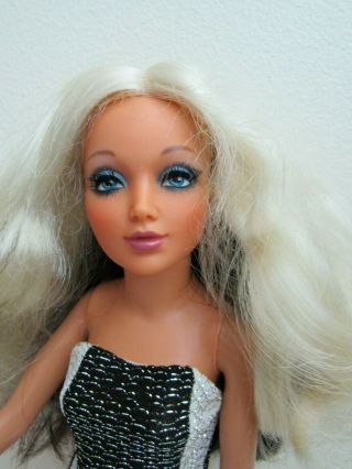 Vintage 1970s Ideal Tiffany Taylor Doll Two - Tone Hair 18 " Long Lashes