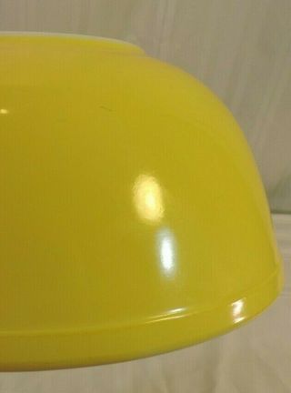 Pyrex vntg 1950 ' s sunny YELLOW large 4 qt.  404 mixing bowl primary colors 4