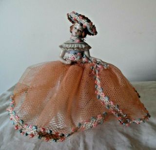 Vintage Porcelain Young Lady Figurine.  Lace Gown & Hat.  Japan.  16cms