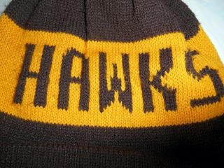 Vintage 70s 80s VFL Knitted Hawthorn Hawks Football Beanie VFL Patch 3