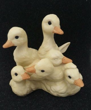 Vintage Homco Masterpiece Porcelain Baby Ducks Figurine C.  1988 Tamiki Mizuno