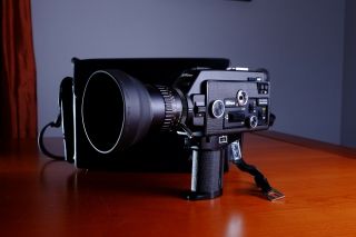 Nikon R10 8mm Movie Camera W/ Cine - Nikkor 7 - 70mm F/1.  4 Film,