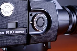 Nikon R10 8mm Movie Camera w/ Cine - NIKKOR 7 - 70mm f/1.  4 FILM, 5