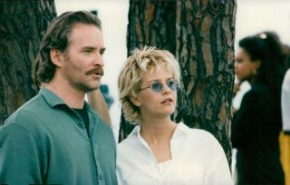 Kevin Kline And Meg Ryan During The Filming Of The Movie French Kiss - Vintage P