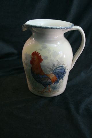 Vintage 2001 Home & Garden Party Rooster Pitcher.  Heavy Duty 9 1/2 "
