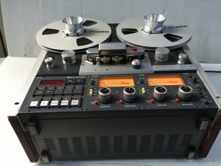 Portable STUDER A810 Recorder 4 Speed,  Monitor Oak Side Panels Fully Re Capped 5