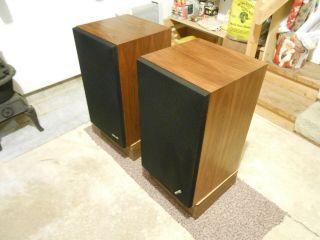 Pioneer HPM 100 Speakers in boxes with stands 11